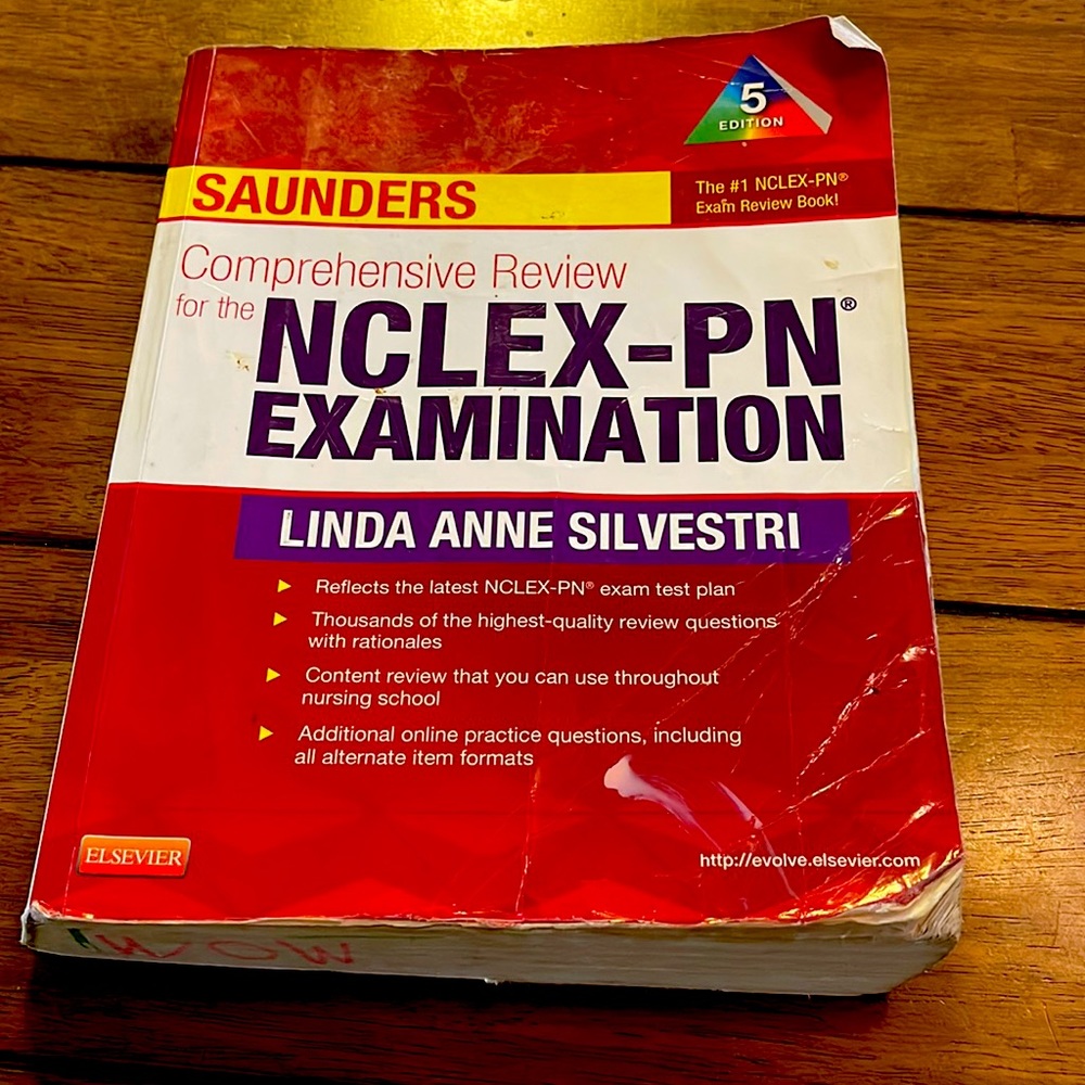 Saunders comprehensive review for the nclex-PN Examination,5th Edition